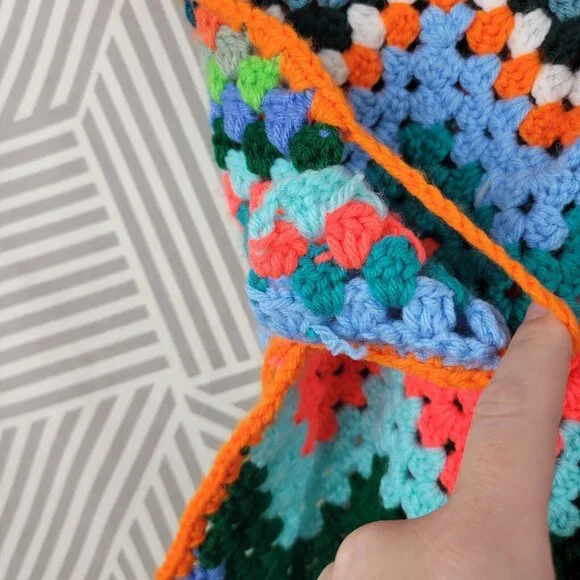 Hand Knit Afghan Zig Zag Chevron Vintage Lap Robe Granny Colorful 45x39” Throw - Picture 6 of 10